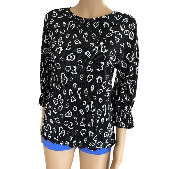 Halogen Black Pleated Accordion Knit White Floral Ballon Sleeve Blouse Size XS - Picture 1 of 6